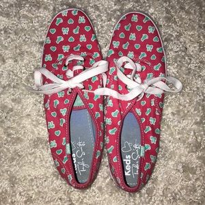 taylor swift keds 🐱